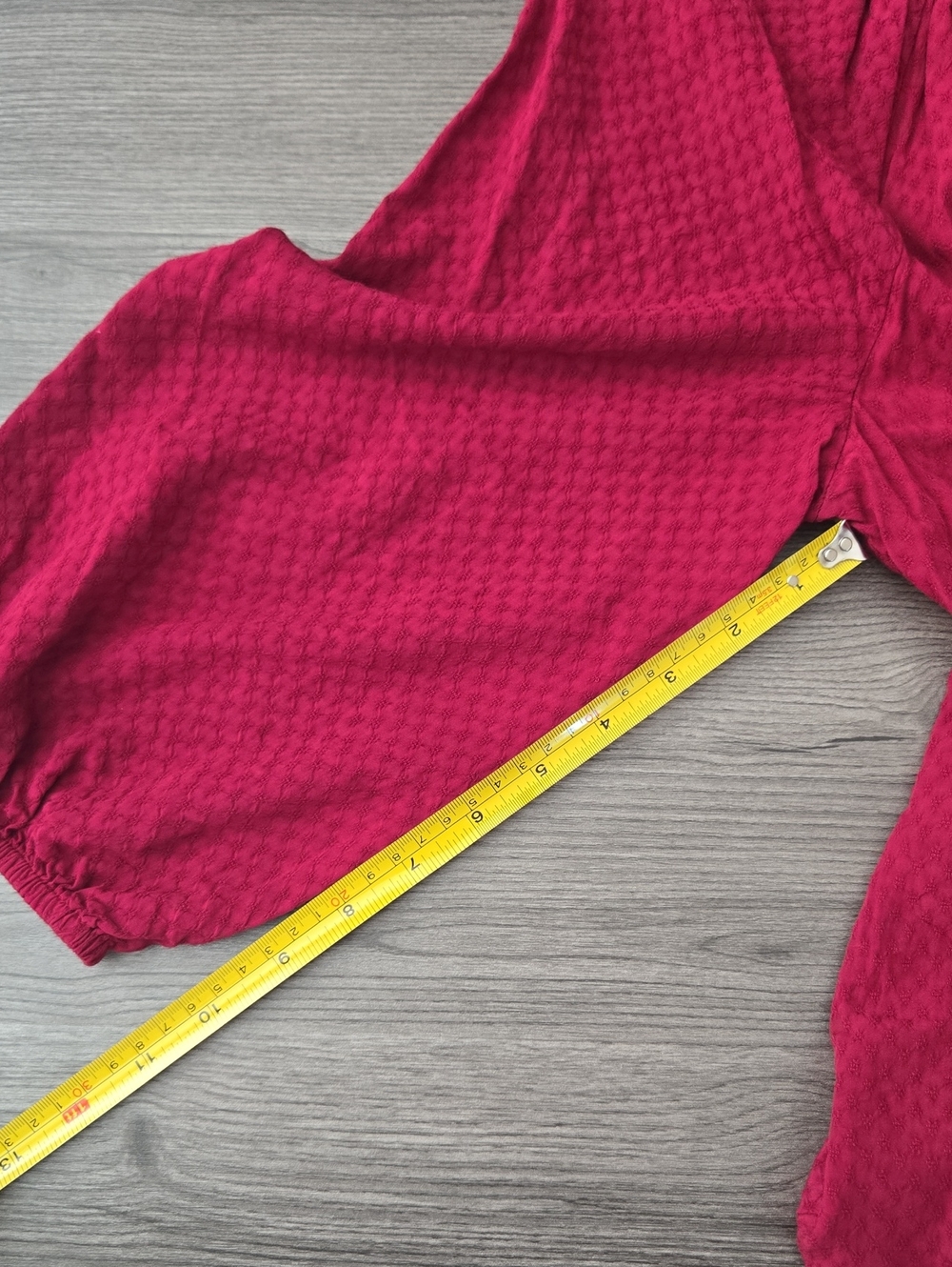 Crown & Ivy Textured V-Neck Blouse Burgundy Large_135 - Picture 6 of 9